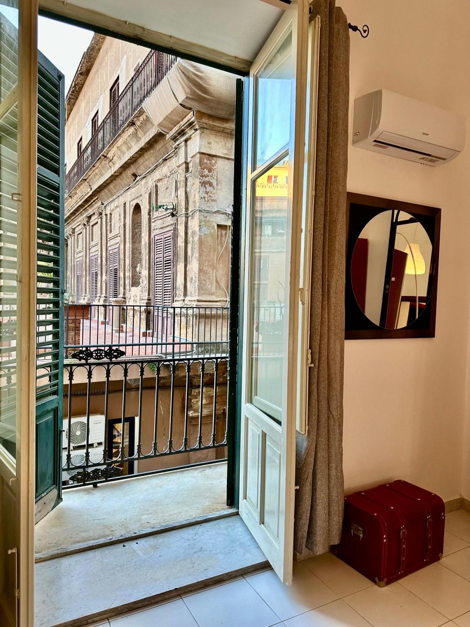 A Un Passo Dal Massimo 2 Lägenhet Palermo Exteriör bild